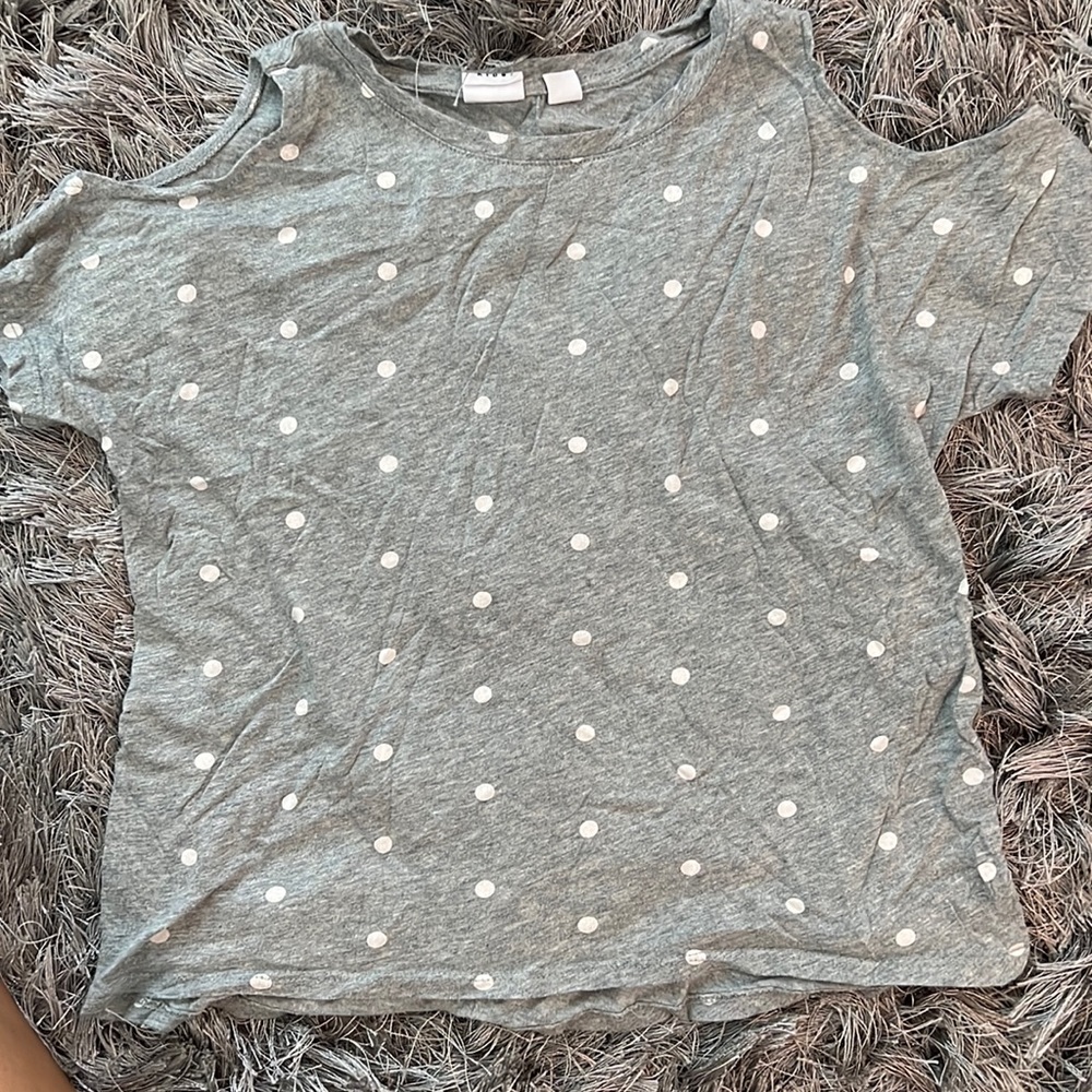 Girls Gap cut out shoulder T - s
